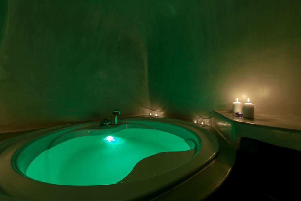 Evmenia Luxury Cave Villa Oía Cameră foto